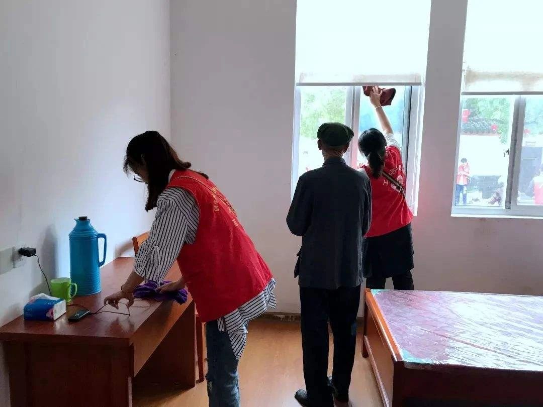 潔匠凈化·的凈工業(yè)除臭劑_敬老院等服務機構(gòu)室內(nèi)空氣異味凈化解決方案